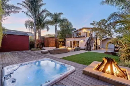 Pleasure Point Surf Retreat